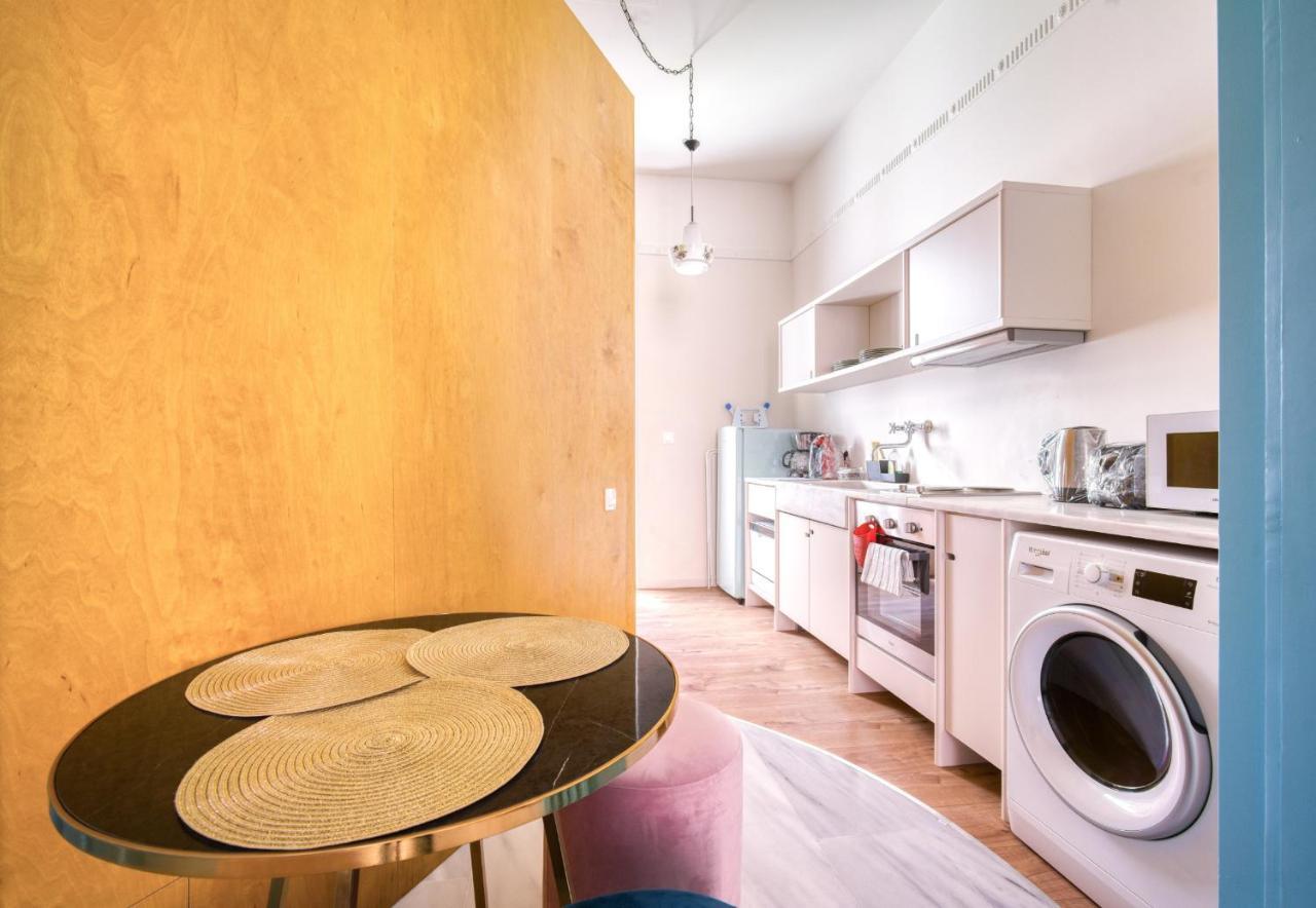 Keramos Athens Aparthotel Bagian luar foto