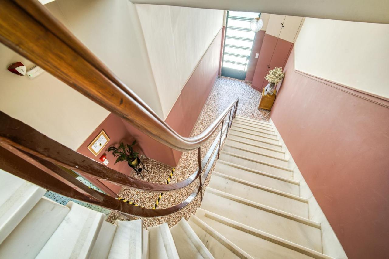Keramos Athens Aparthotel Bagian luar foto