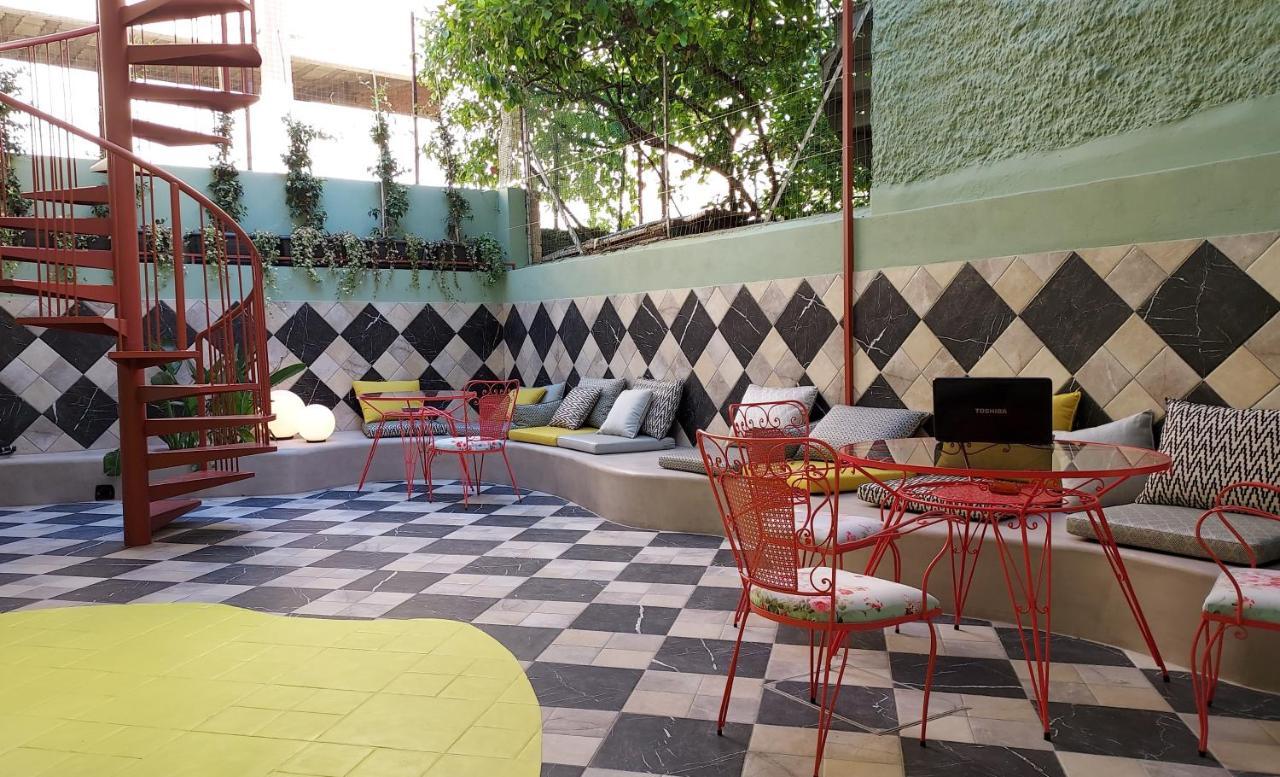 Keramos Athens Aparthotel Bagian luar foto