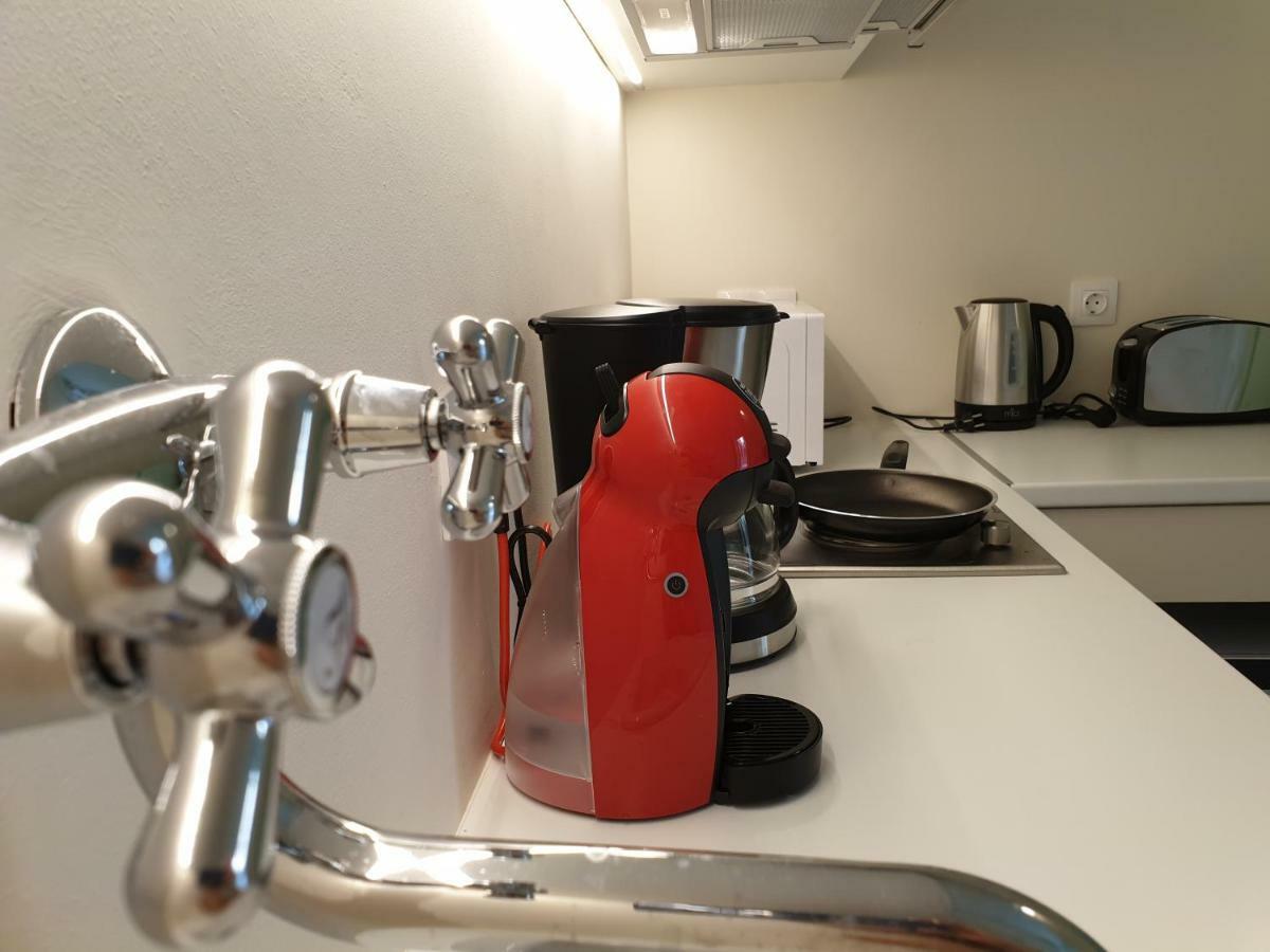 Keramos Athens Aparthotel Bagian luar foto